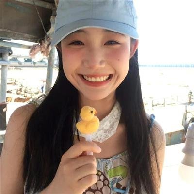 飘动的红丝带